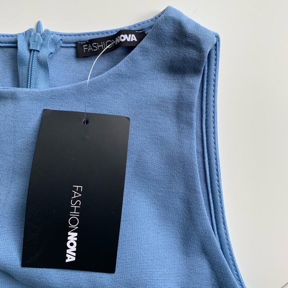 Fashion Nova sculpting midi dress - Picture 3 of 4